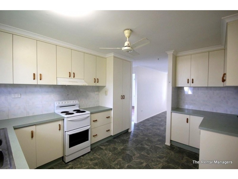 4 Prairie Street, Kirwan QLD 4817