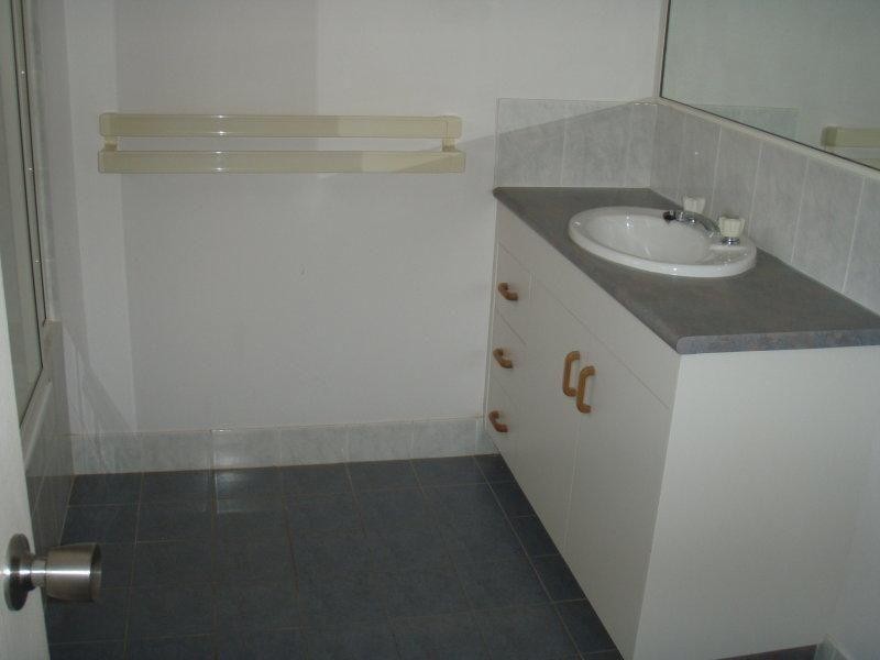 7/11 China Street, Mundingburra QLD 4812