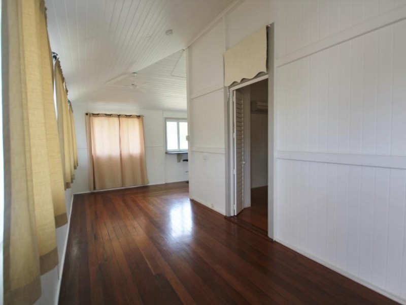 1/4 Cannan Street, South Townsville QLD 4810