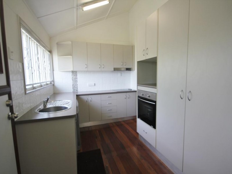 1/4 Cannan Street, South Townsville QLD 4810