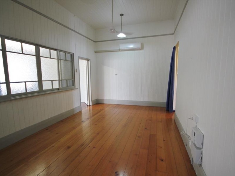 1/4 Cannan Street, South Townsville QLD 4810