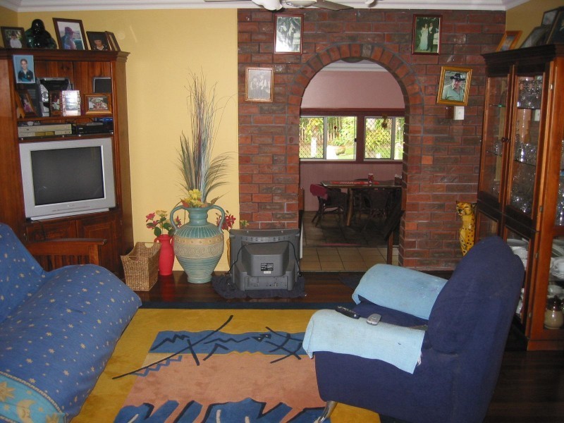 49 The Esplanade, Toolakea QLD 4818