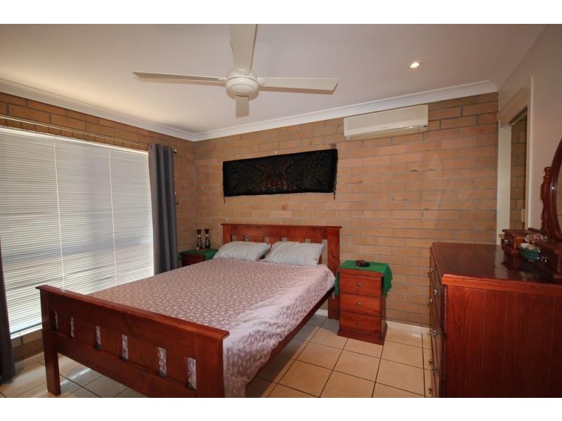 5 Crown Court, Kirwan QLD 4817