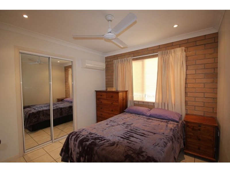 5 Crown Court, Kirwan QLD 4817