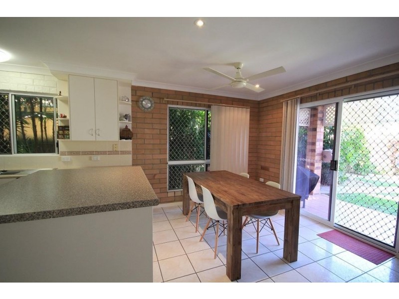 5 Crown Court, Kirwan QLD 4817