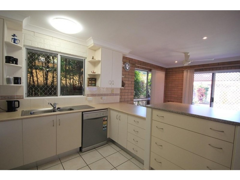 5 Crown Court, Kirwan QLD 4817