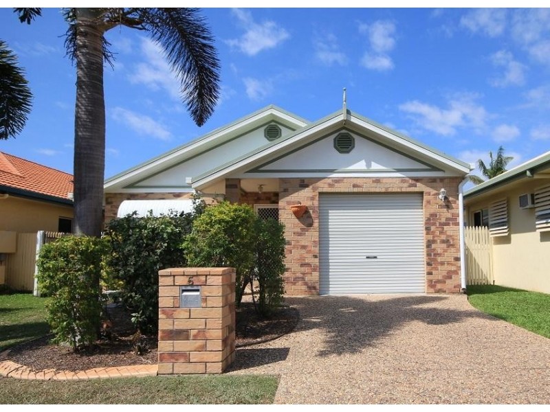 5 Crown Court, Kirwan QLD 4817