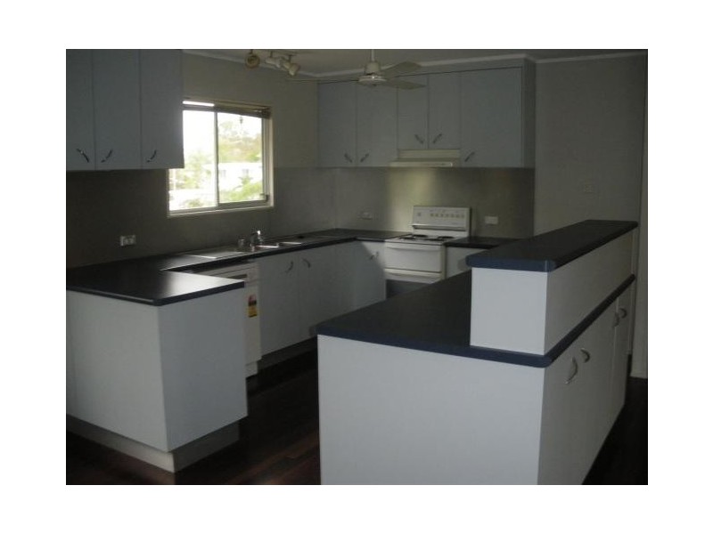 6 Cameron Court, Kelso QLD 4815