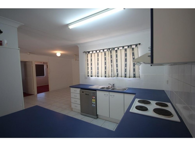 12 Bullock Street, Wulguru QLD 4811