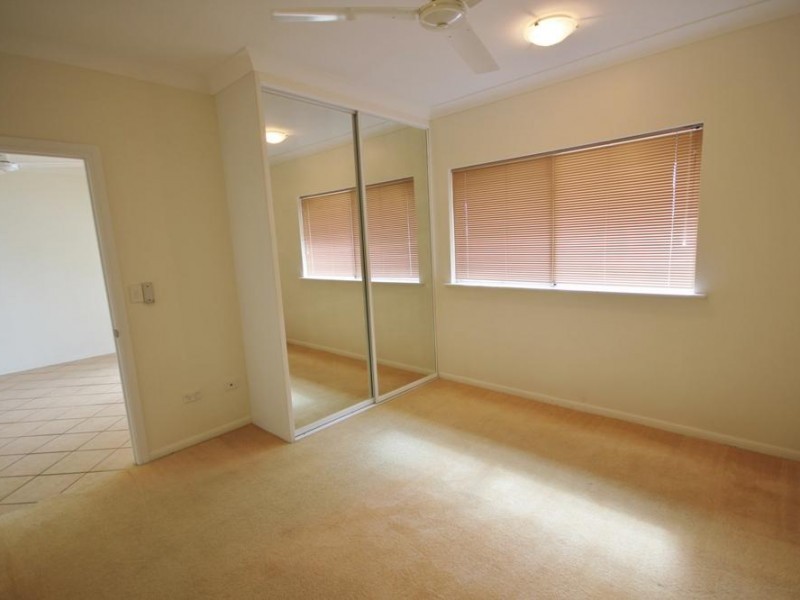 23/24 Martinez Avenue, West End QLD 4810