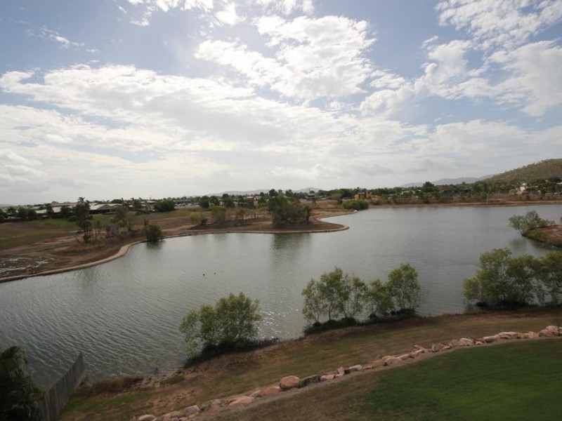 23/24 Martinez Avenue, West End QLD 4810