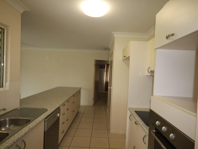 2 Dashwood Court, Kirwan QLD 4817