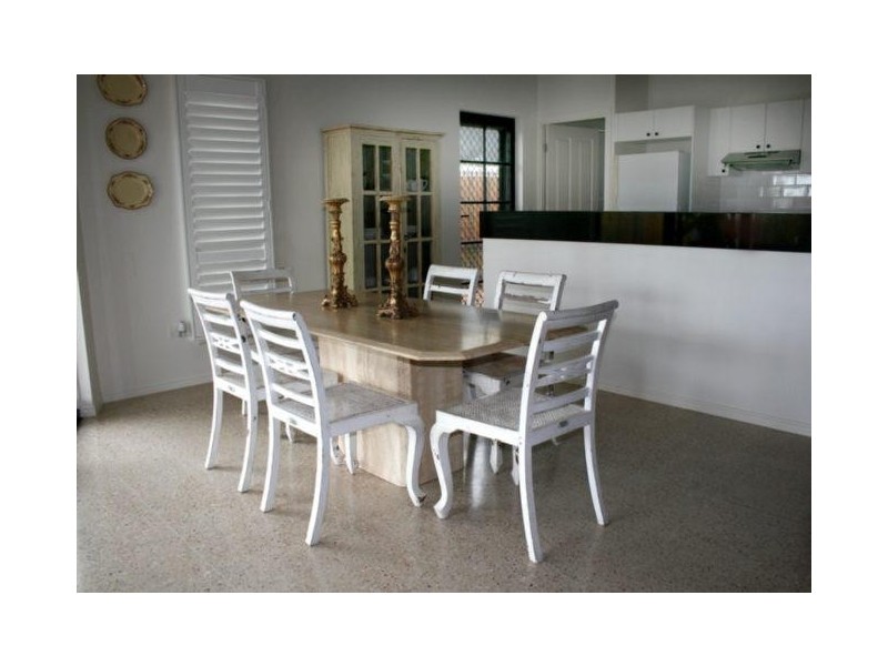 13 Perisher Court, Mount Louisa QLD 4814