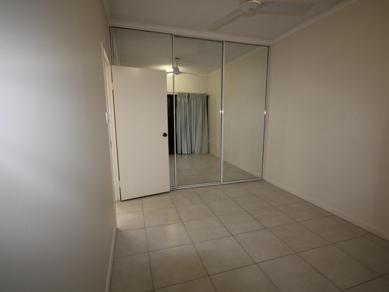 9/7 Hale Street, Townsville City QLD 4810