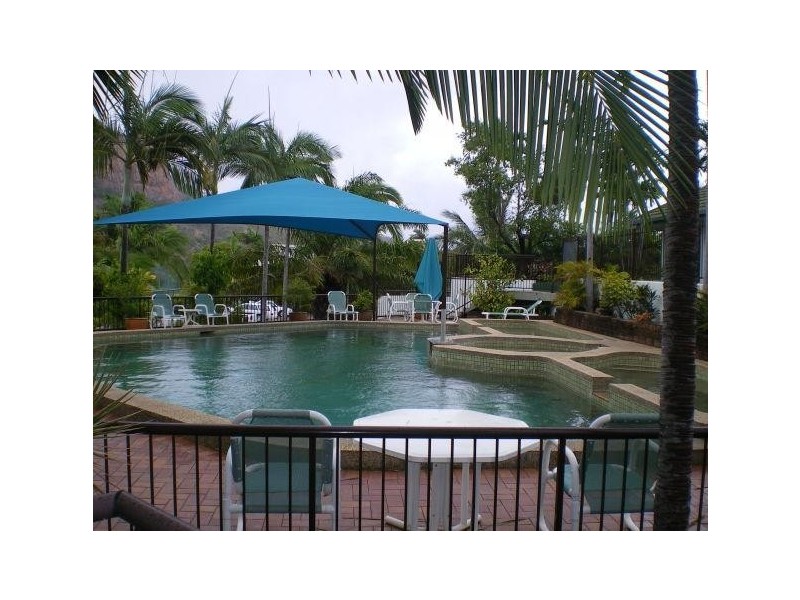 9/7 Hale Street, Townsville City QLD 4810