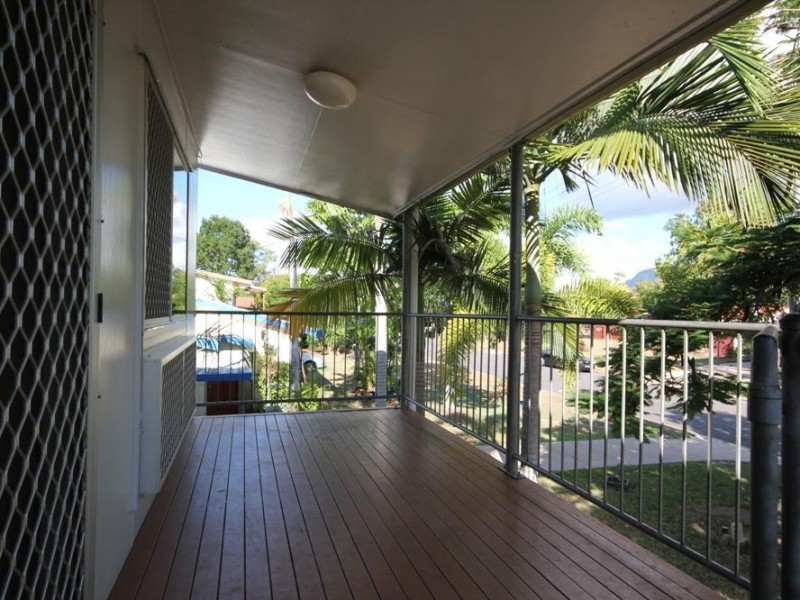 8 Eklund Street, Kirwan QLD 4817