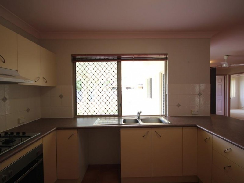 6 Saratoga Close, Kirwan QLD 4817