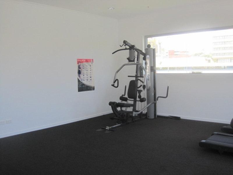 211/2 Dibbs Street, Townsville City QLD 4810