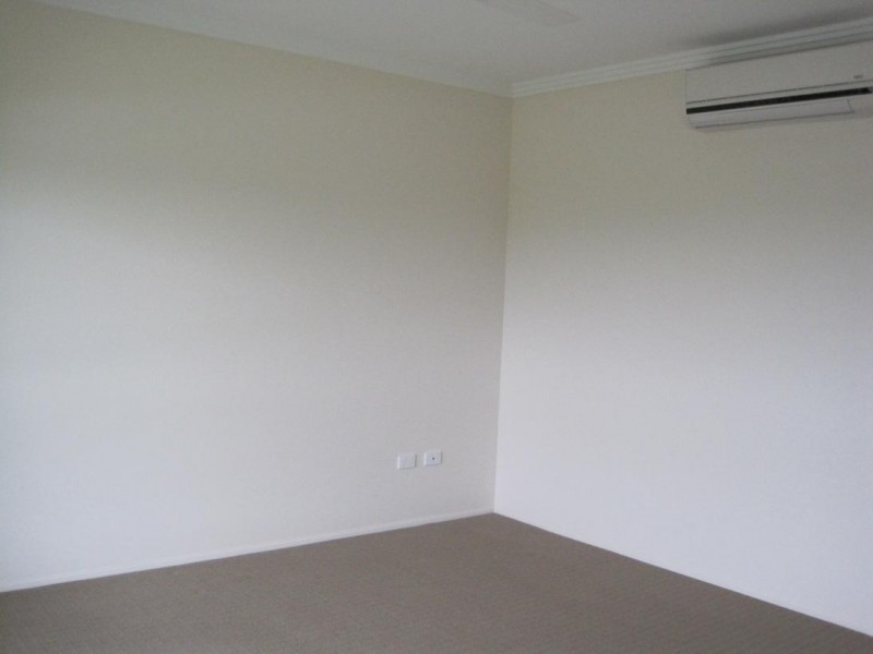 4 Dungarra Place, Bushland Beach QLD 4818