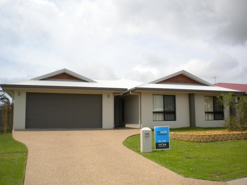 21 Dungarra Place, Bushland Beach QLD 4818