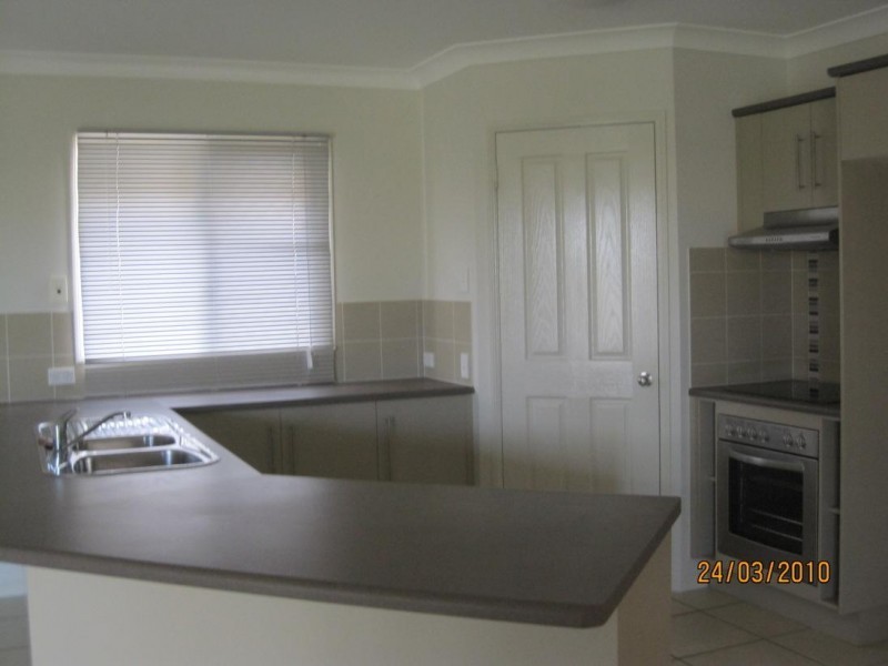 21 Dungarra Place, Bushland Beach QLD 4818