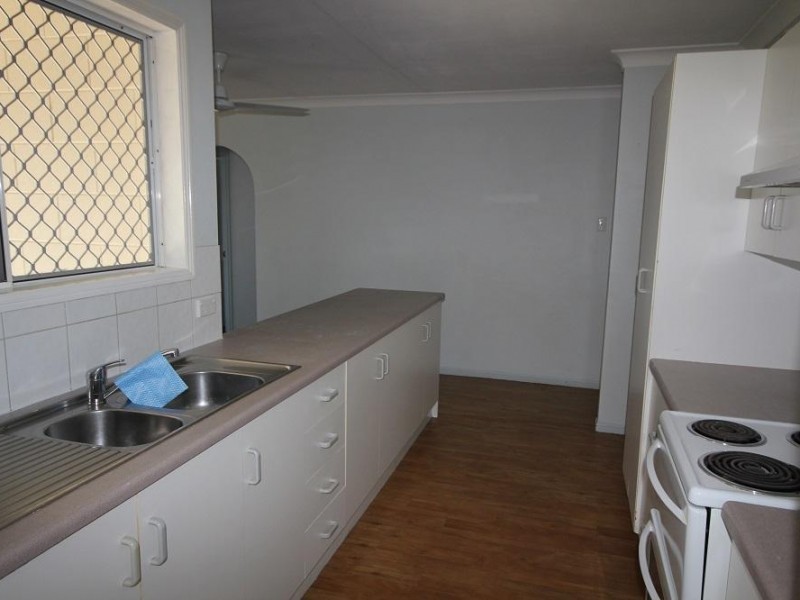 106 Kern Brothers Drive, Kirwan QLD 4817