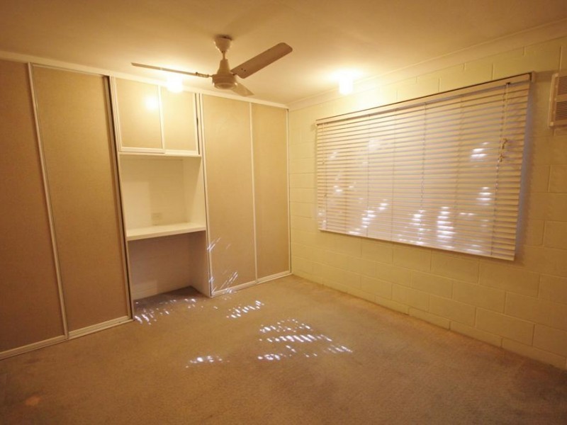 3/16 Margaret Street, West End QLD 4810