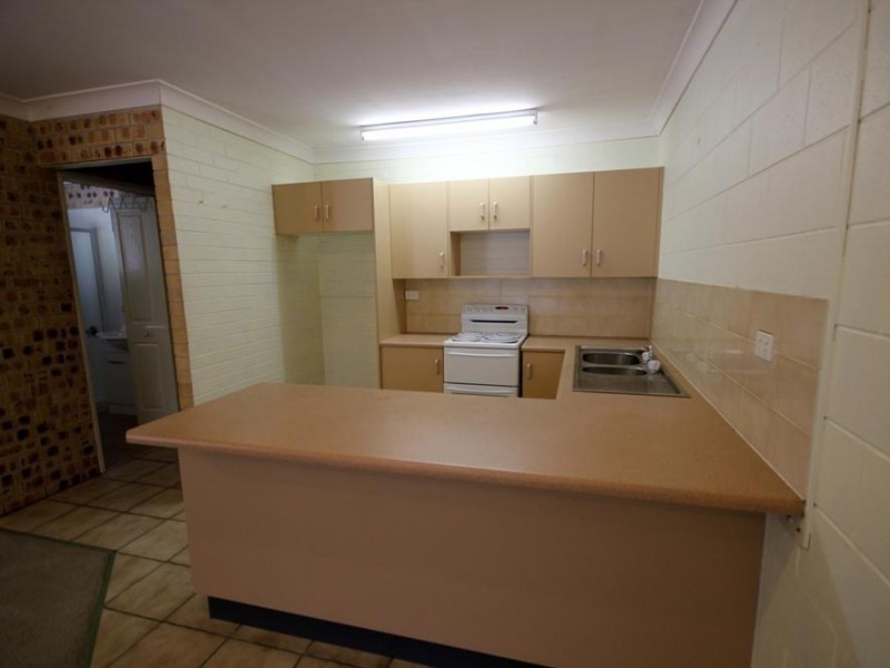 3/16 Margaret Street, West End QLD 4810