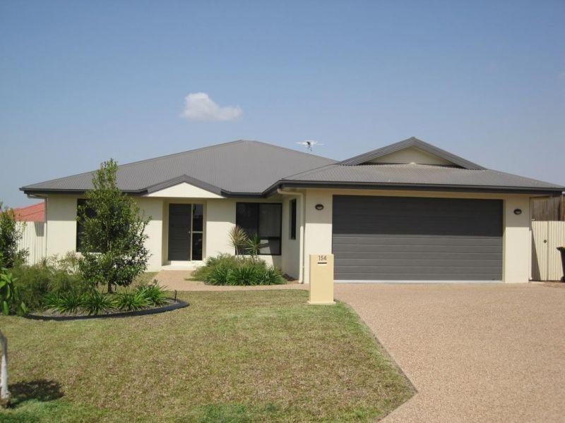 Bushland Beach QLD 4818