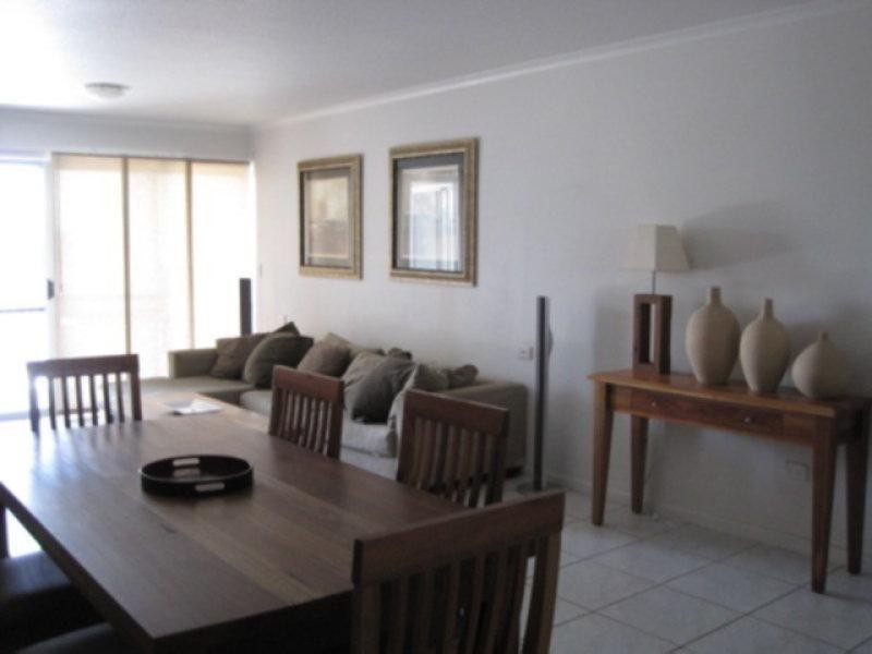 26/11 Stanley Street, Townsville City QLD 4810