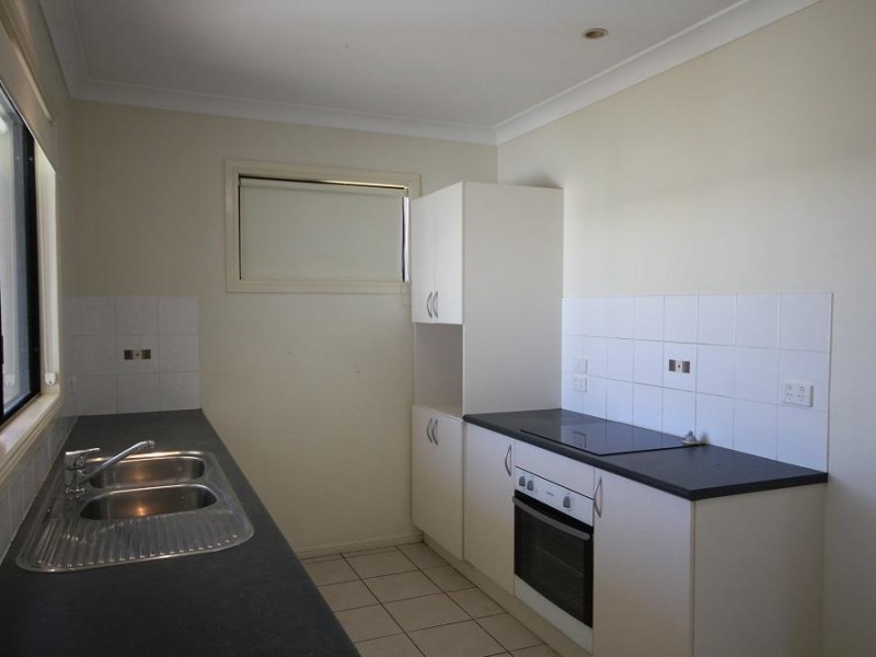 17 Amy Court, Kelso QLD 4815