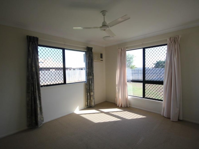 17 Amy Court, Kelso QLD 4815