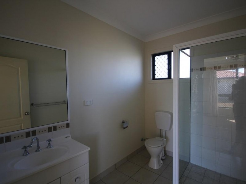 17 Amy Court, Kelso QLD 4815