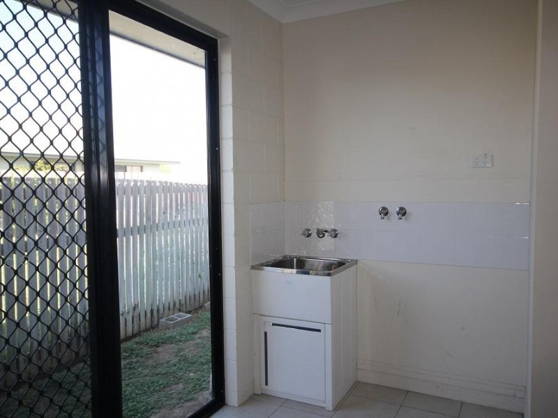 17 Amy Court, Kelso QLD 4815