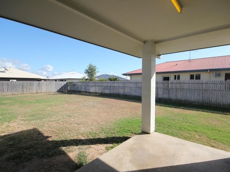 17 Amy Court, Kelso QLD 4815