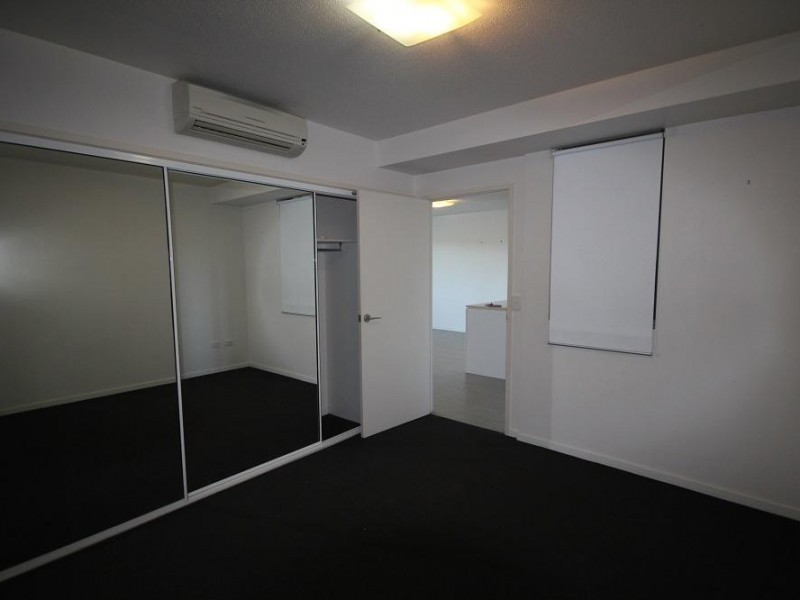 10/8-32 Stanley Street, Townsville City QLD 4810