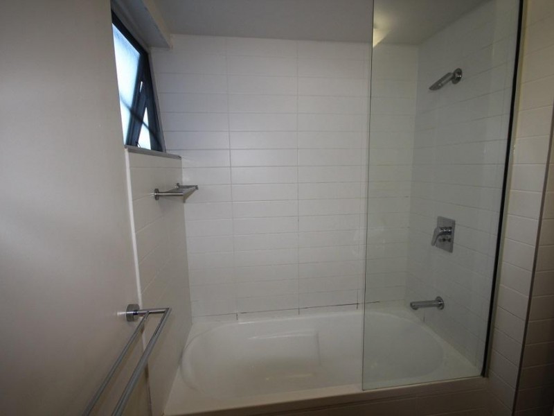 10/8-32 Stanley Street, Townsville City QLD 4810