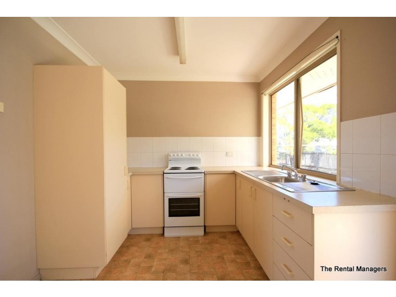 2 Newsholme Avenue, Deeragun QLD 4818