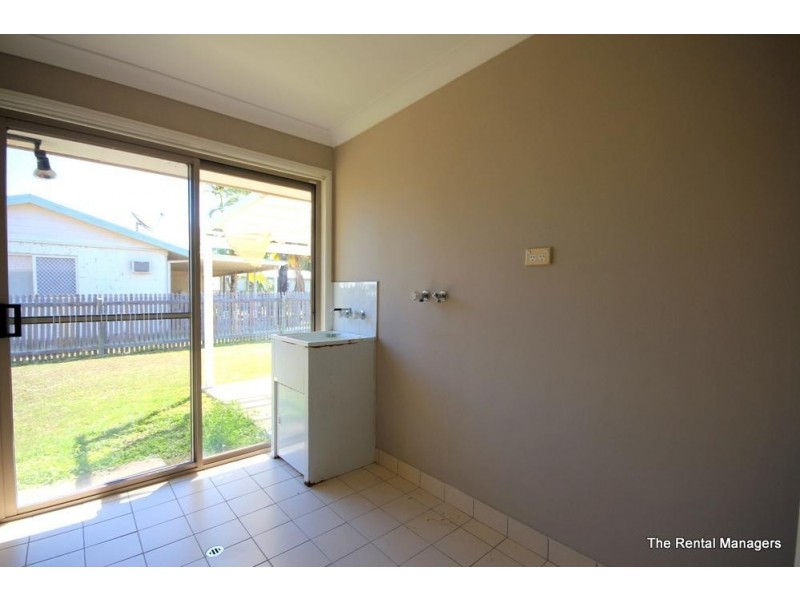 2 Newsholme Avenue, Deeragun QLD 4818