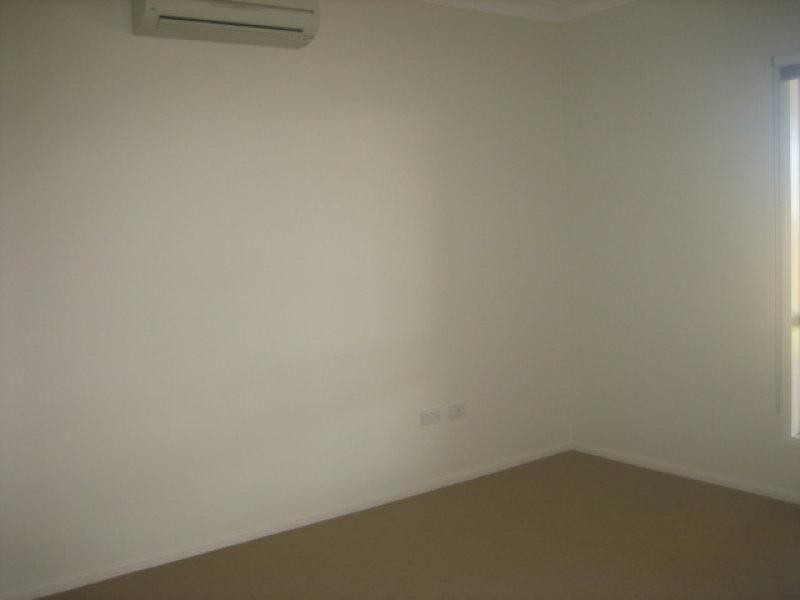 101 Shutehaven Circuit, Bushland Beach QLD 4818