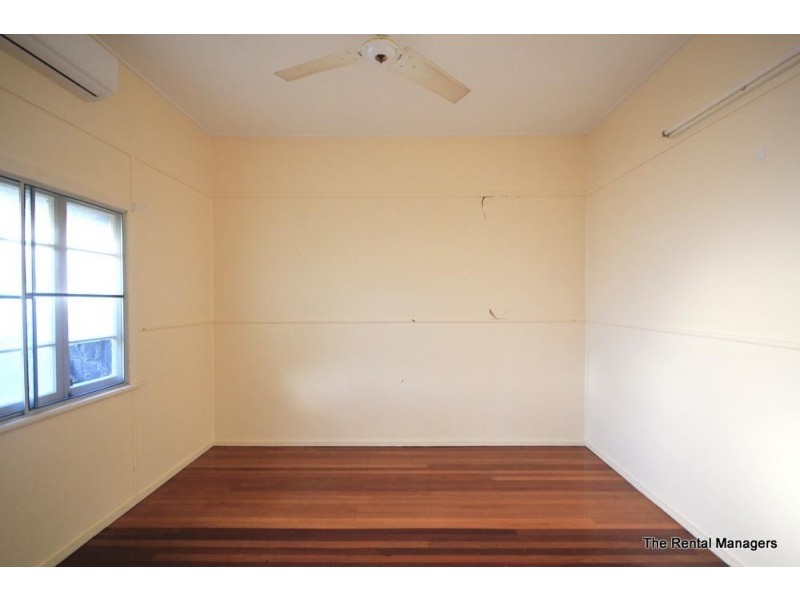 2/27 Hugh Street, West End QLD 4810