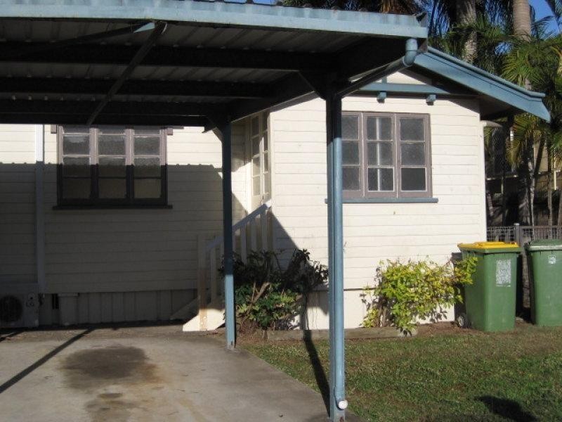 West End QLD 4810