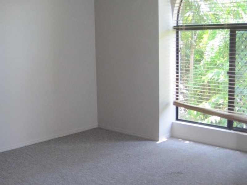 6 Ocean Park Drive, Bushland Beach QLD 4818