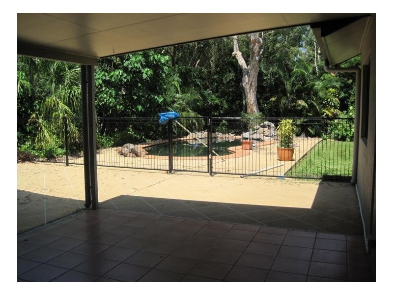 6 Ocean Park Drive, Bushland Beach QLD 4818