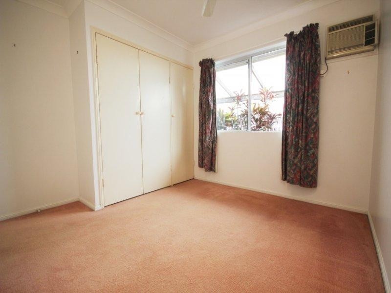 6 Celandine Court, Kirwan QLD 4817