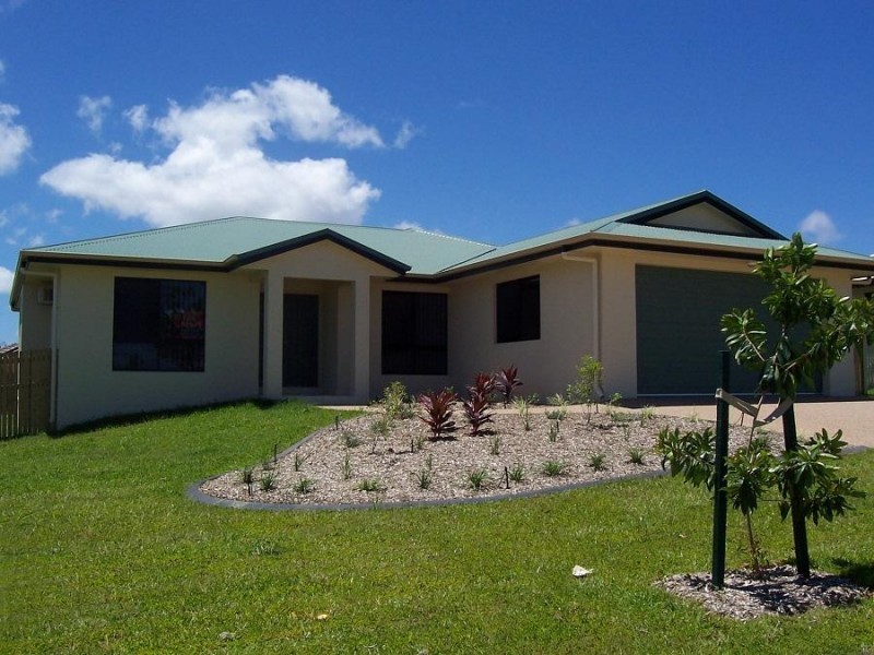 13 Baxendell Place, Bushland Beach QLD 4818