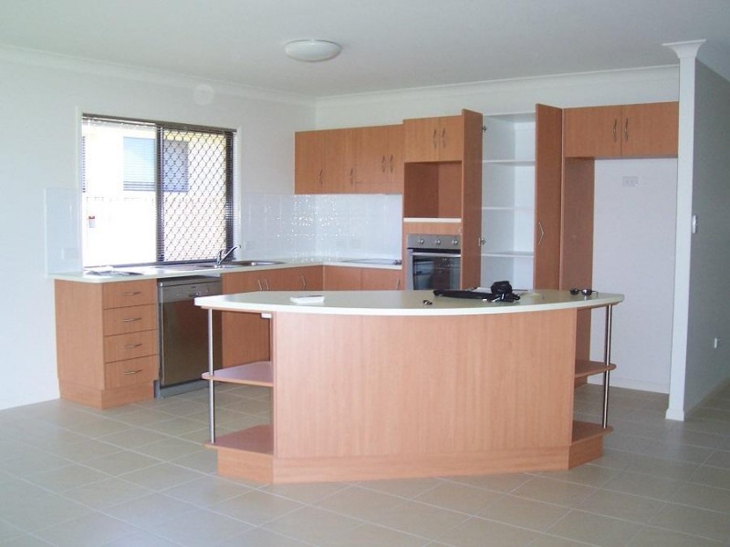 13 Baxendell Place, Bushland Beach QLD 4818