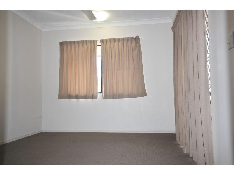 6/38 Percy Street, West End QLD 4810