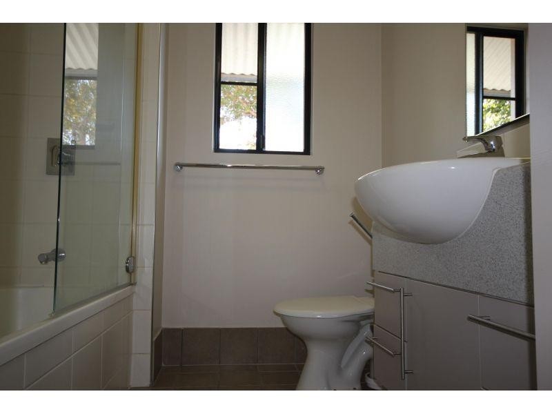 6/38 Percy Street, West End QLD 4810