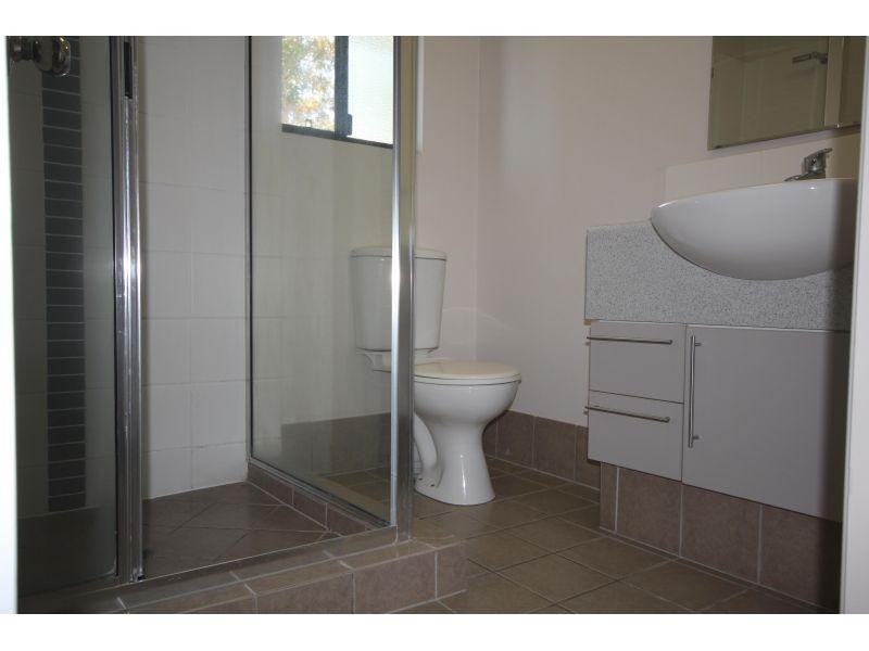 6/38 Percy Street, West End QLD 4810